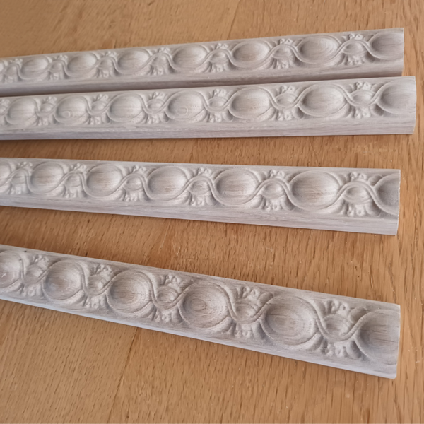Felix Design - woodcarved frieze model 2