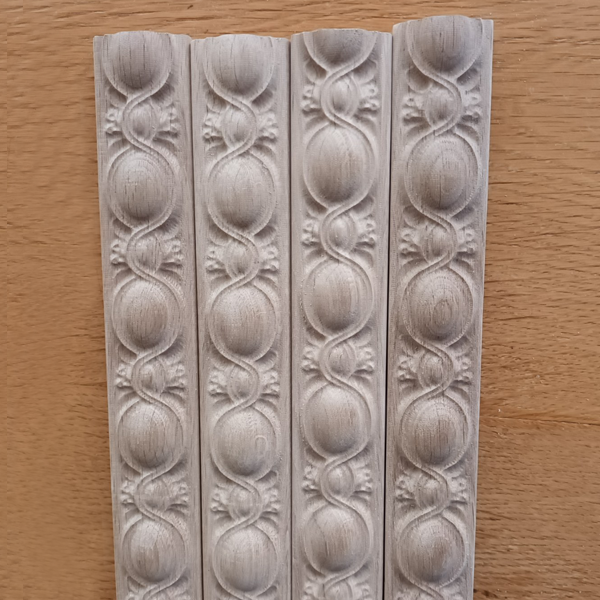 Felix Design - woodcarved frieze model 2