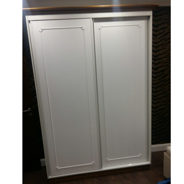  Cabinet furniture - with ornaments