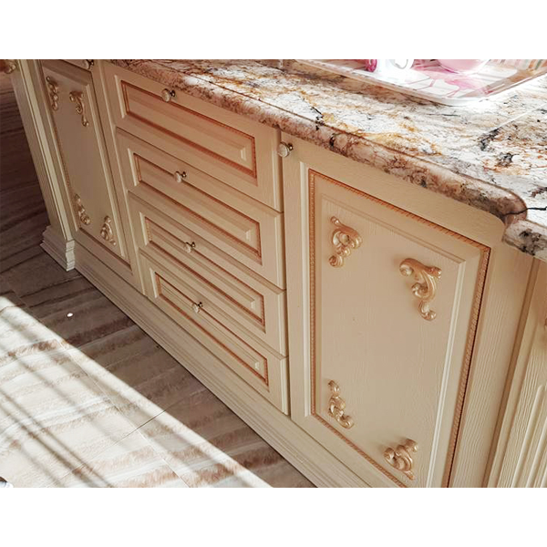  Cabinet furniture - with ornaments