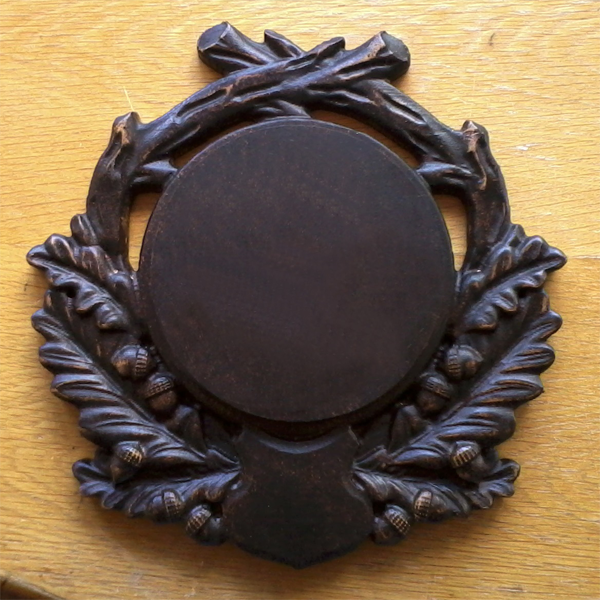 Holder for hunting trophy - Model  9